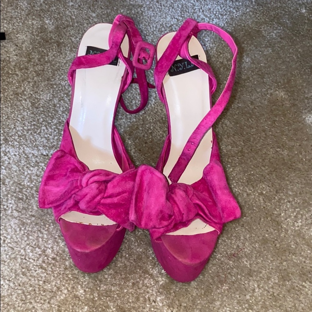 Platform sandals